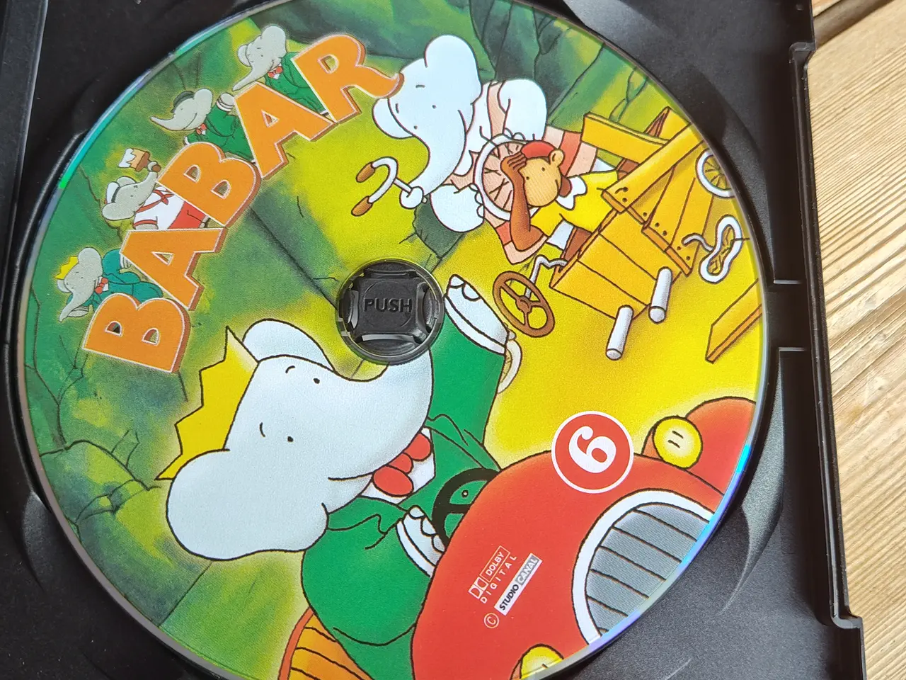 Billede 2 - Babar imellem venner DVD