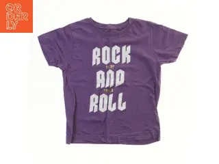 T-shirt med tryk fra Queenz (str. 134)