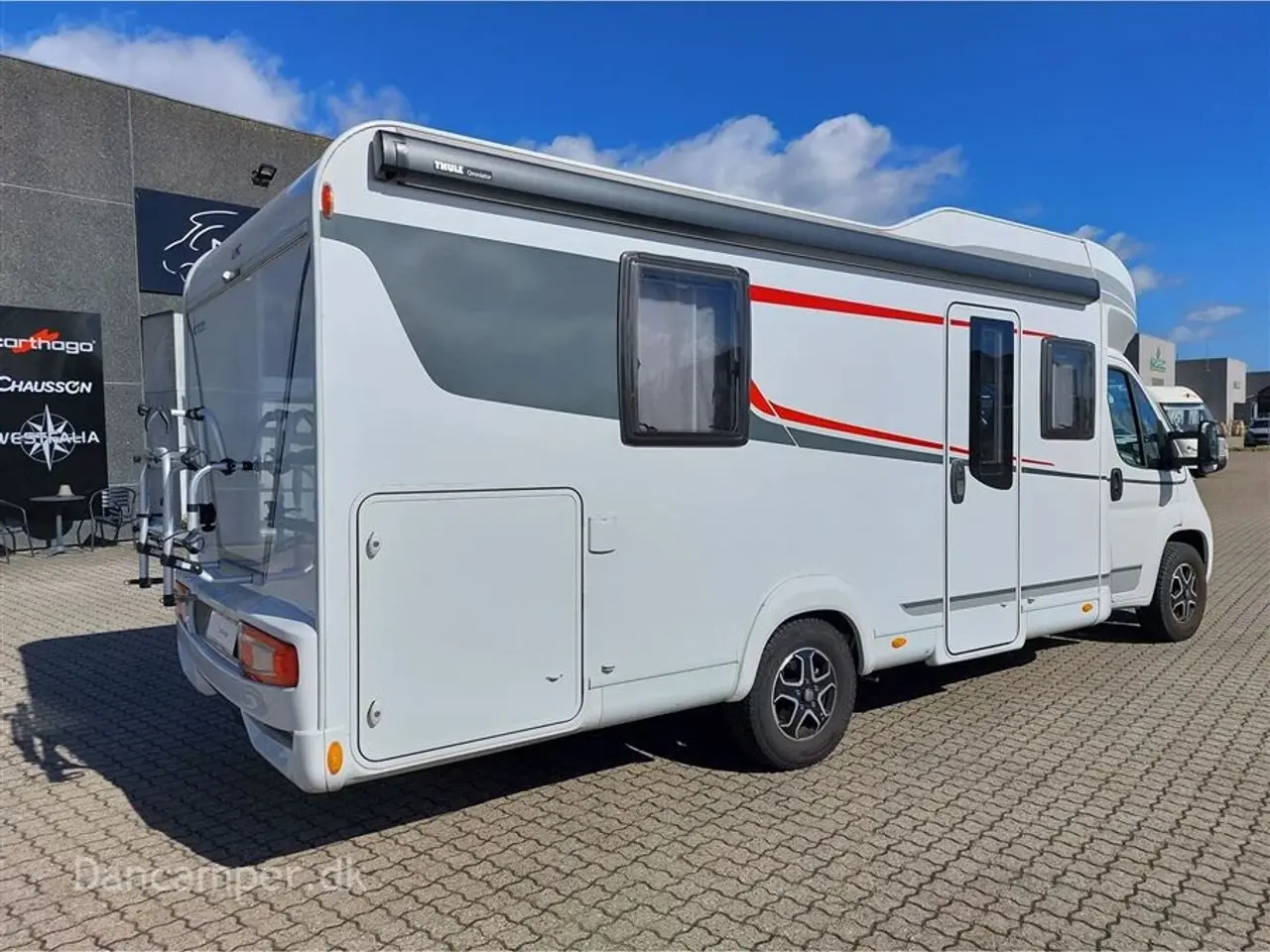 Billede 2 - 2024 - LMC Tourer H 720 Lift LMC Tourer H 720 Lift, 140 Hk, 9-trins aut., El-støttefødder, vandbåren varme i gulvet samt blæsevarme - en god vintervogn