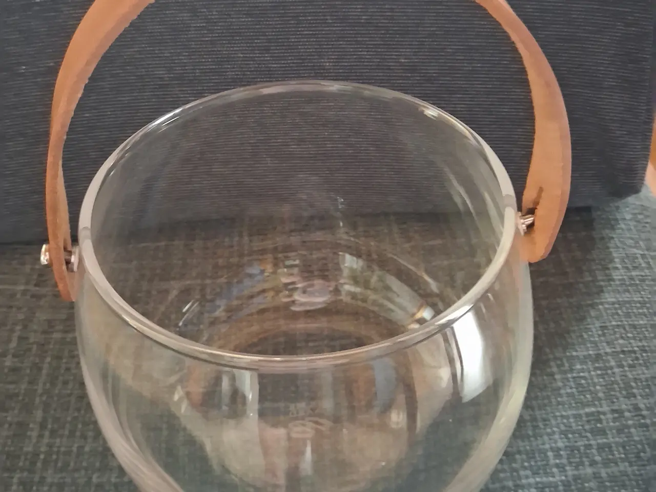 Billede 2 - Holmegaard glas skål med kernelæder