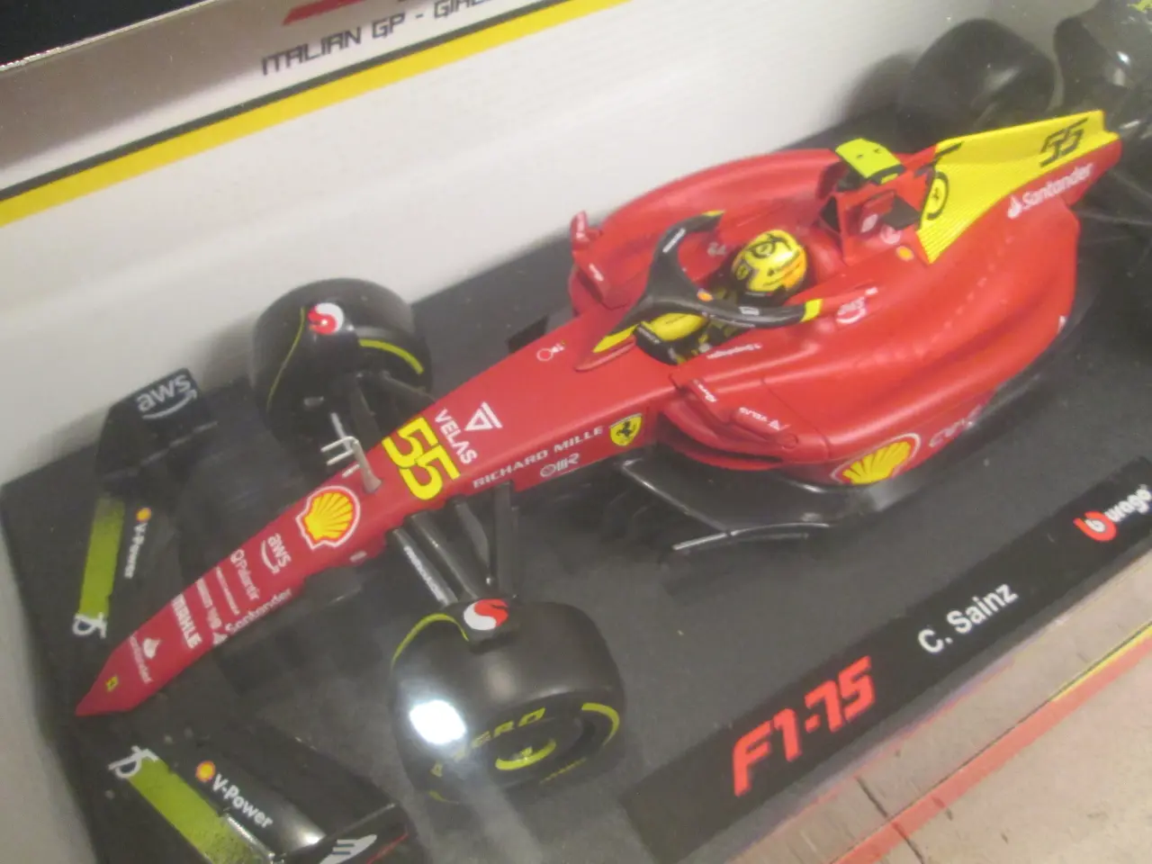 Billede 1 - Modelbil Ferrari F1-75 Burago 1:18