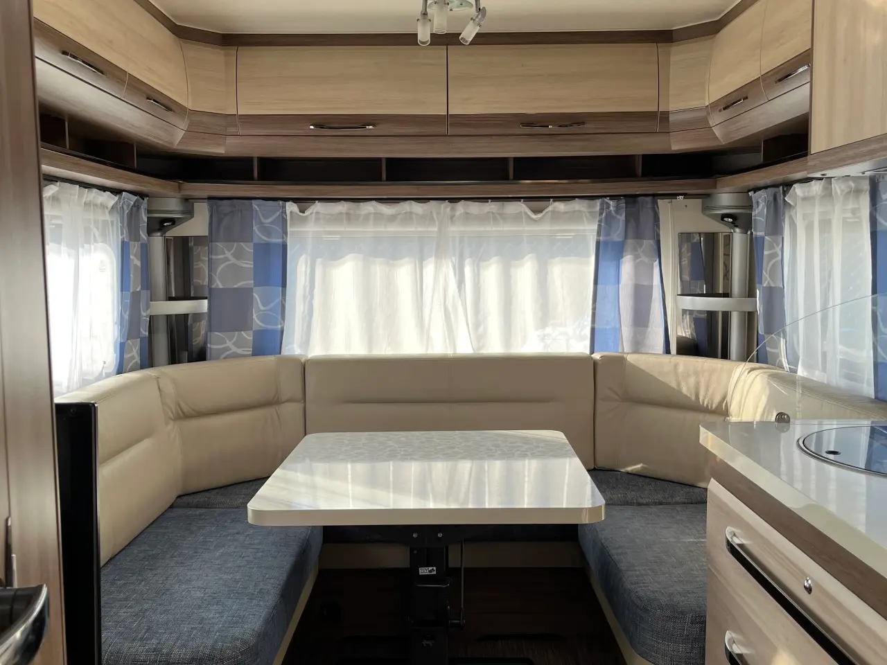 Billede 6 - 2014 Hobby De-Luxe 540 UL