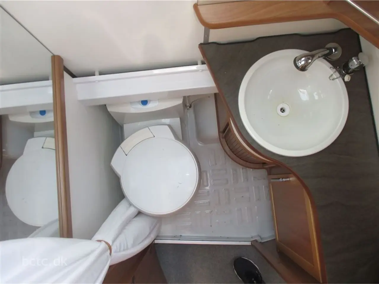Billede 11 - 2011 - Kabe Smaragd GLE KS