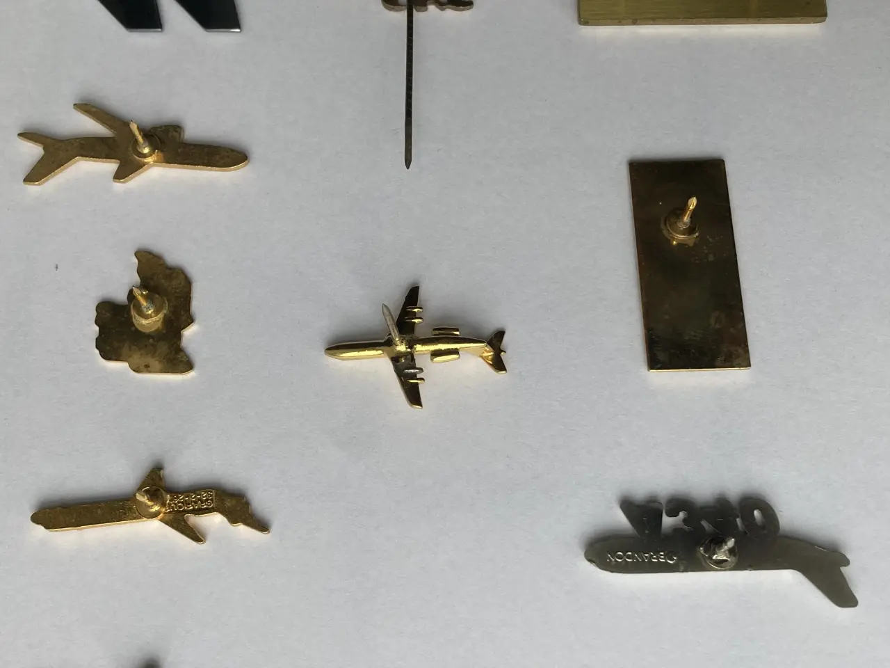 Billede 1 - 9 Pins + 1 Slipsnål Flyselskab SAS