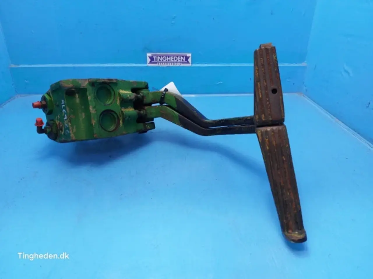 Billede 12 - John Deere 2040 Bremseventil AR53494