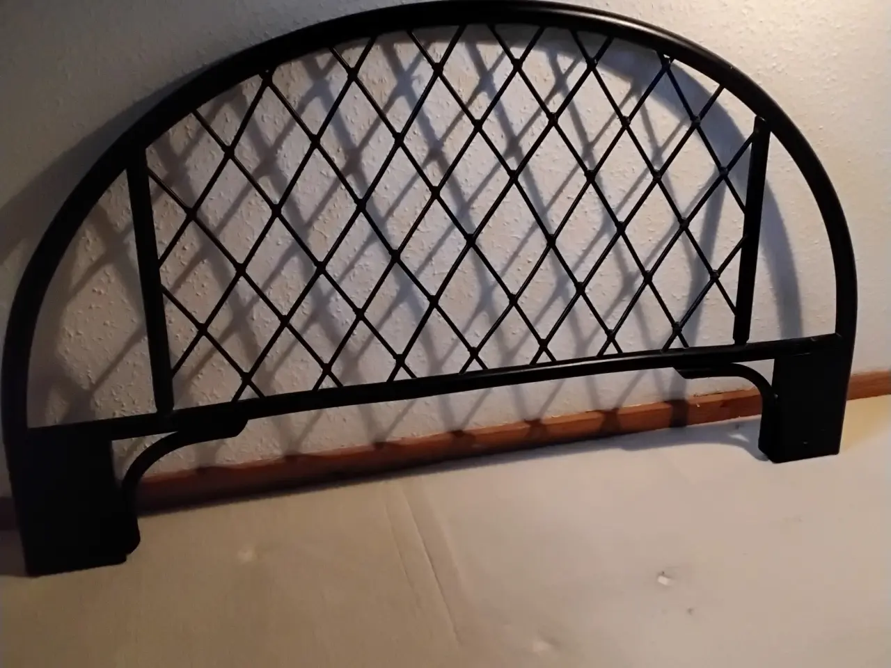 Billede 2 - Bambus sengegavl samt 2 sengeborde vintage