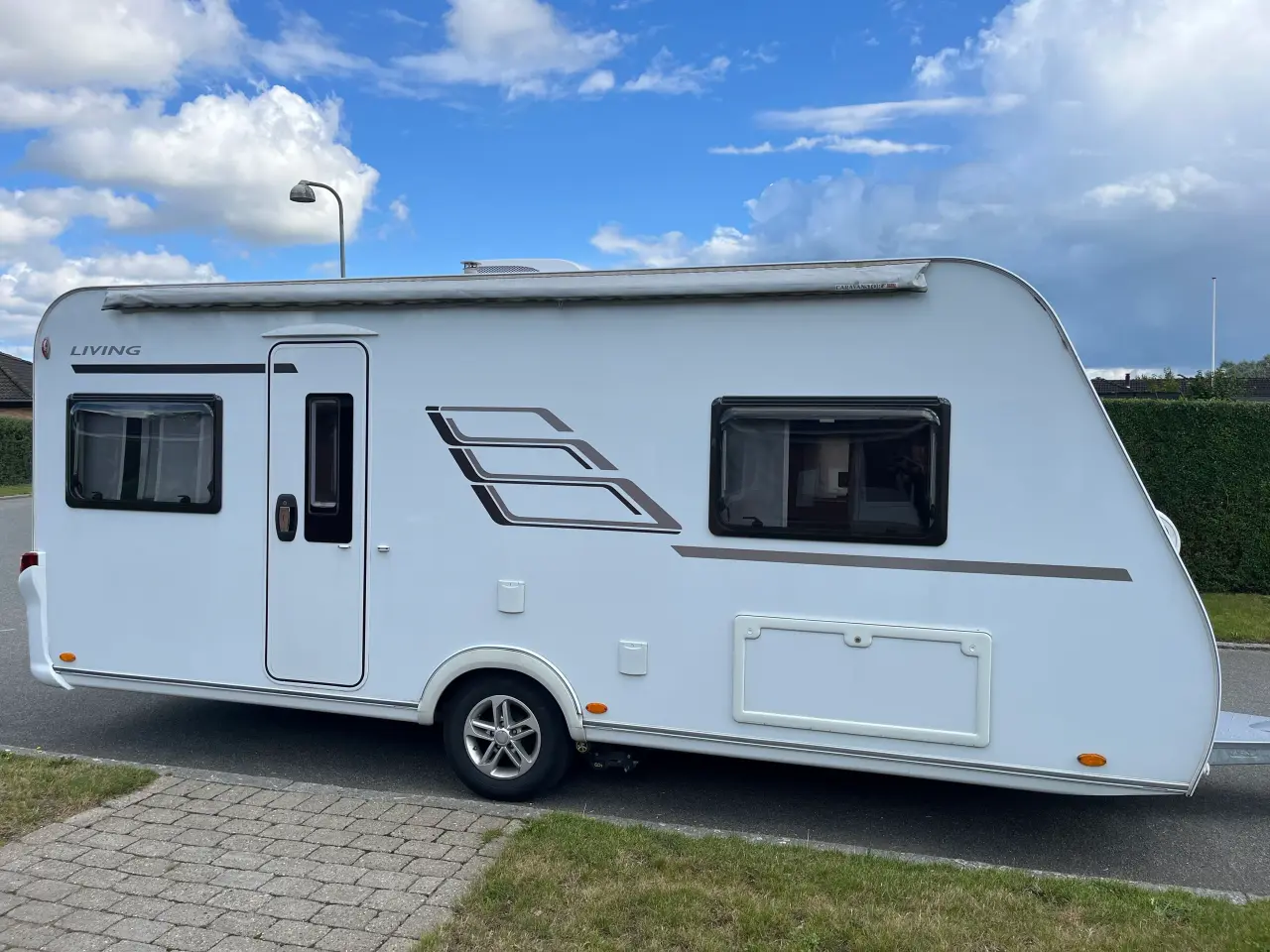 Billede 1 - Hymer Eriba Living 485 campingvogn, 2019 SE VIDEO