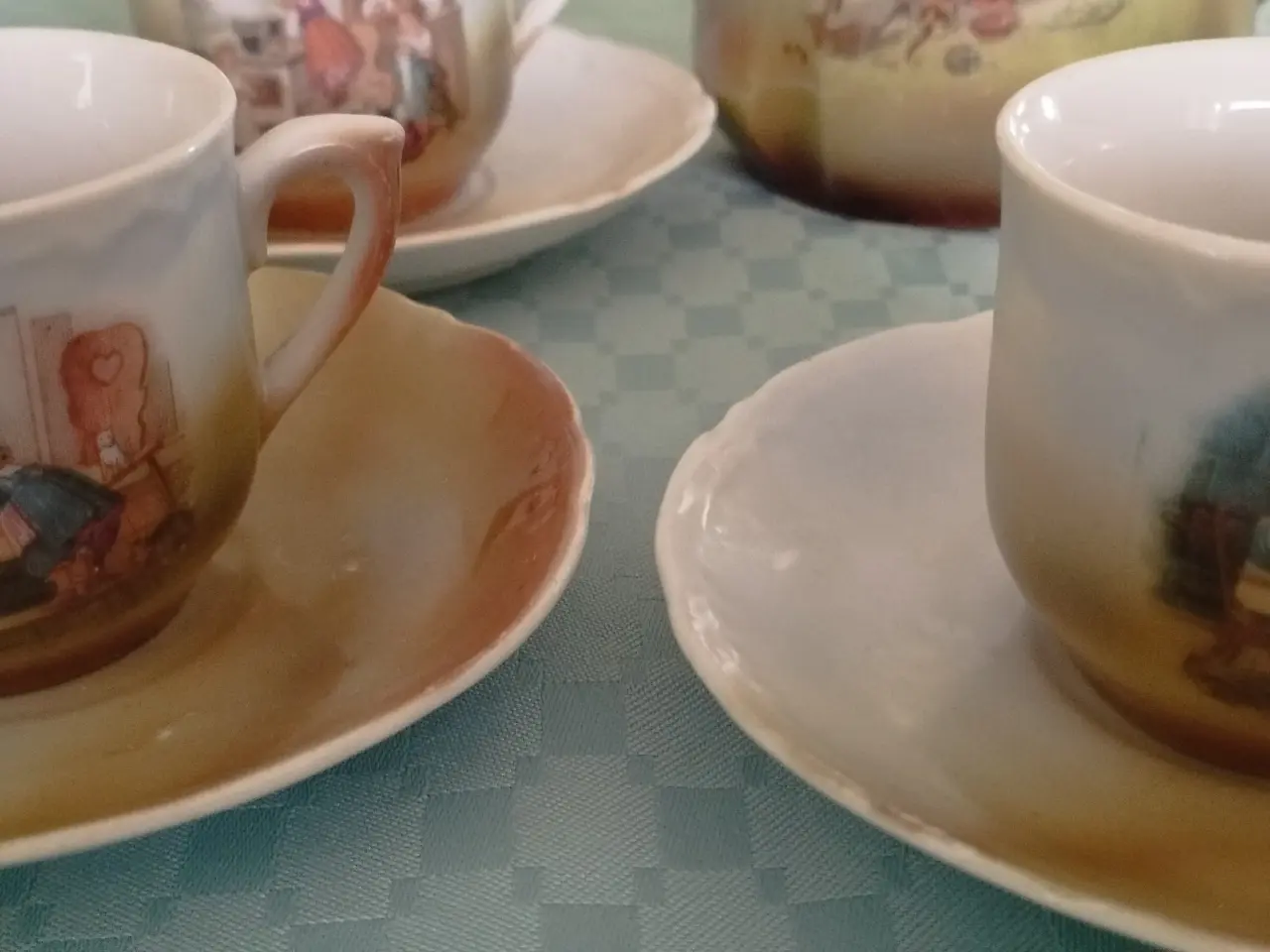 Billede 4 - Antik dukke kaffestel fra 1920-1930.