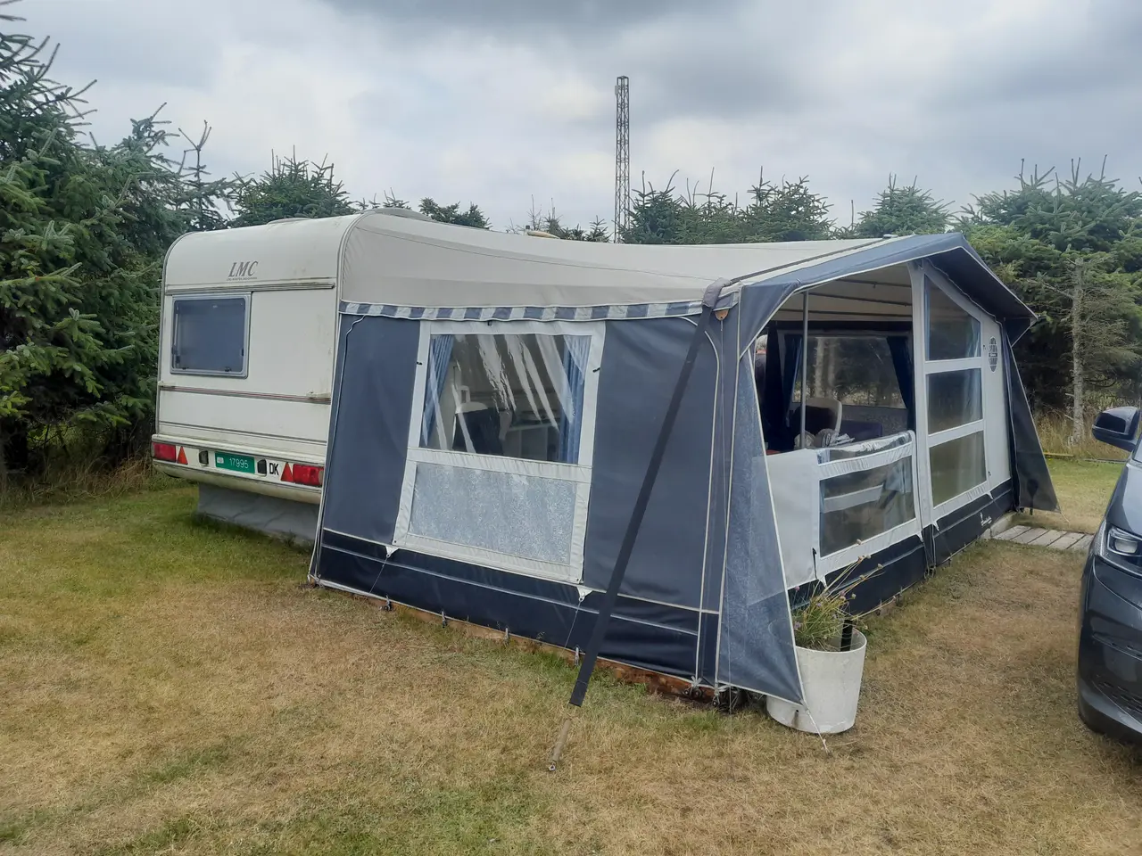 Billede 2 - LMC 510 campingvogn på fast plads