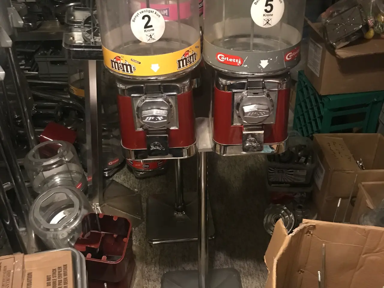 Billede 2 - slikautomater sælges