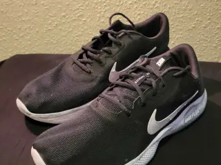 Sko Nike Str 47.5