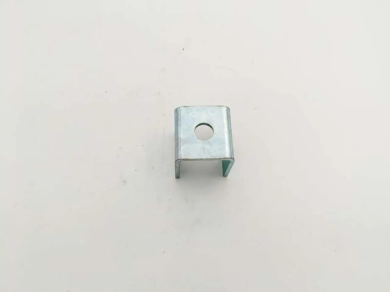 Billede 2 - Beslag til støddæmper U-Pofil 40 x 40 x 40 mm | Ø13 mm
