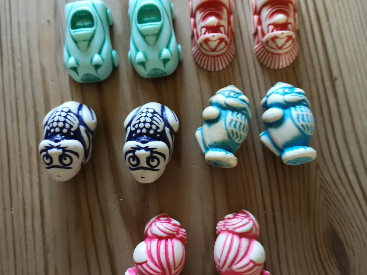 Billede 1 - Kinderæg figurer gamle