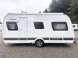2020 - Dethleffs Camper 460 EL Enkeltsenge-Gulvtemp.-Aircondition-Mover-Telt