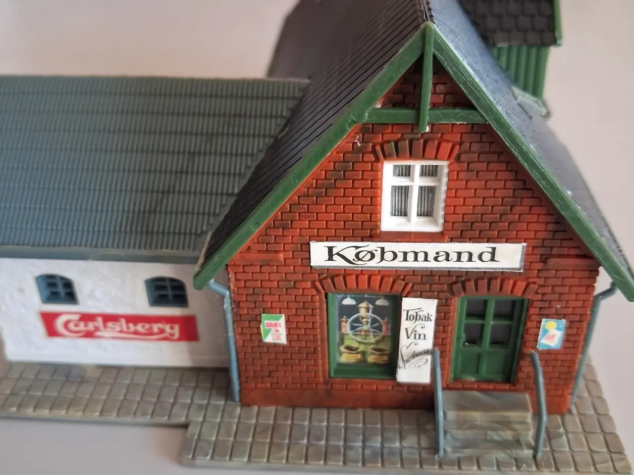 Billede 1 - Heljan landkøbmand, vandmølle, hus H0 1:87