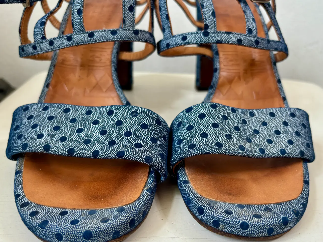 Billede 3 - Chie Mihara, blå-prikkede sandaler, str 40
