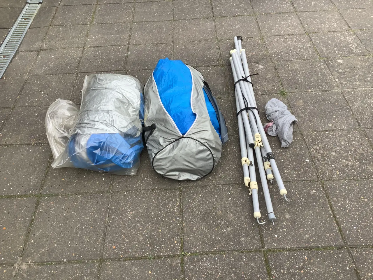 Billede 10 - Familietelt 4 personer - uden stænger.