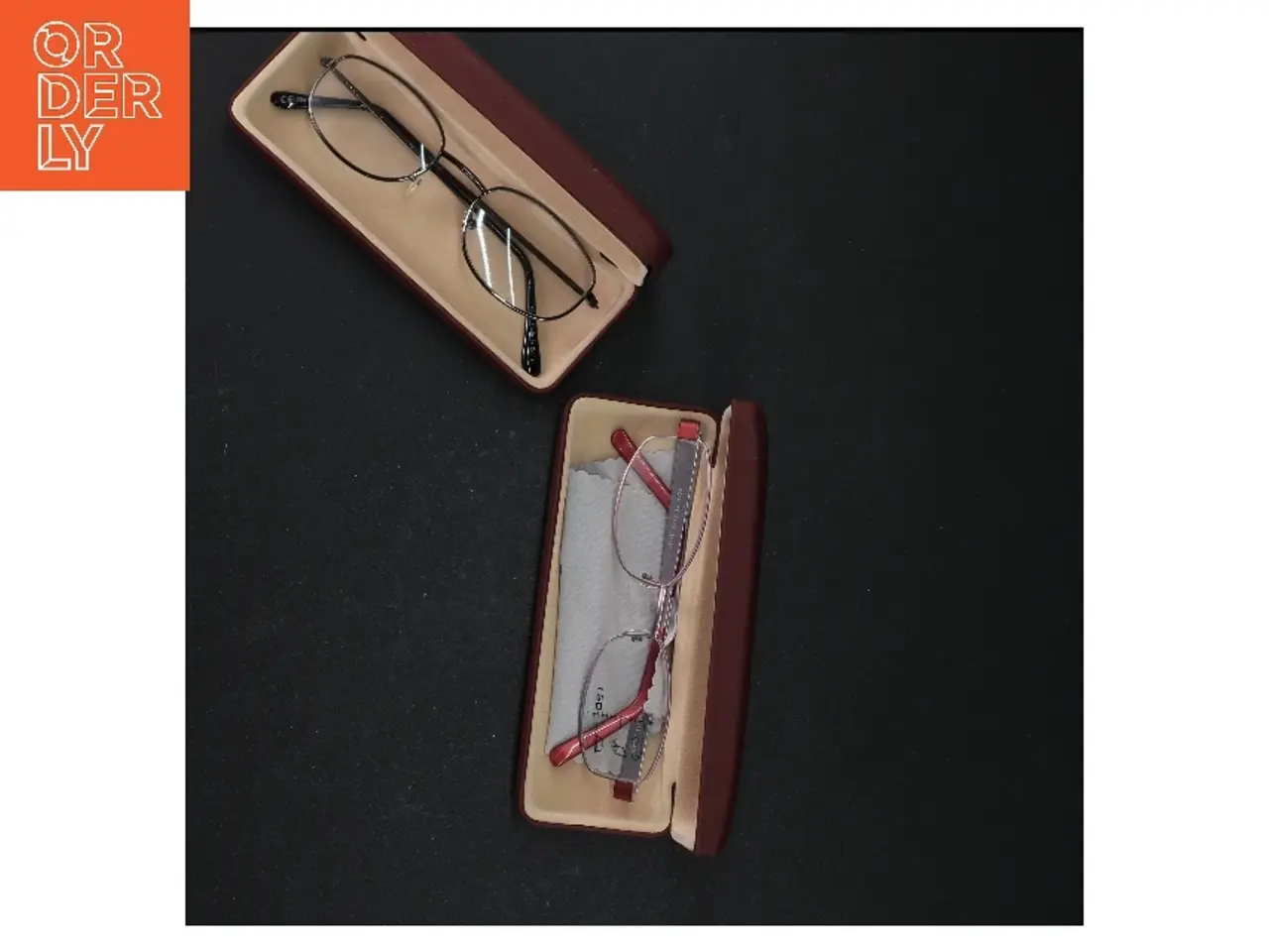 Billede 2 - 2 par nye læsebriller styrke +1,5. Det ene par nyt i original æske