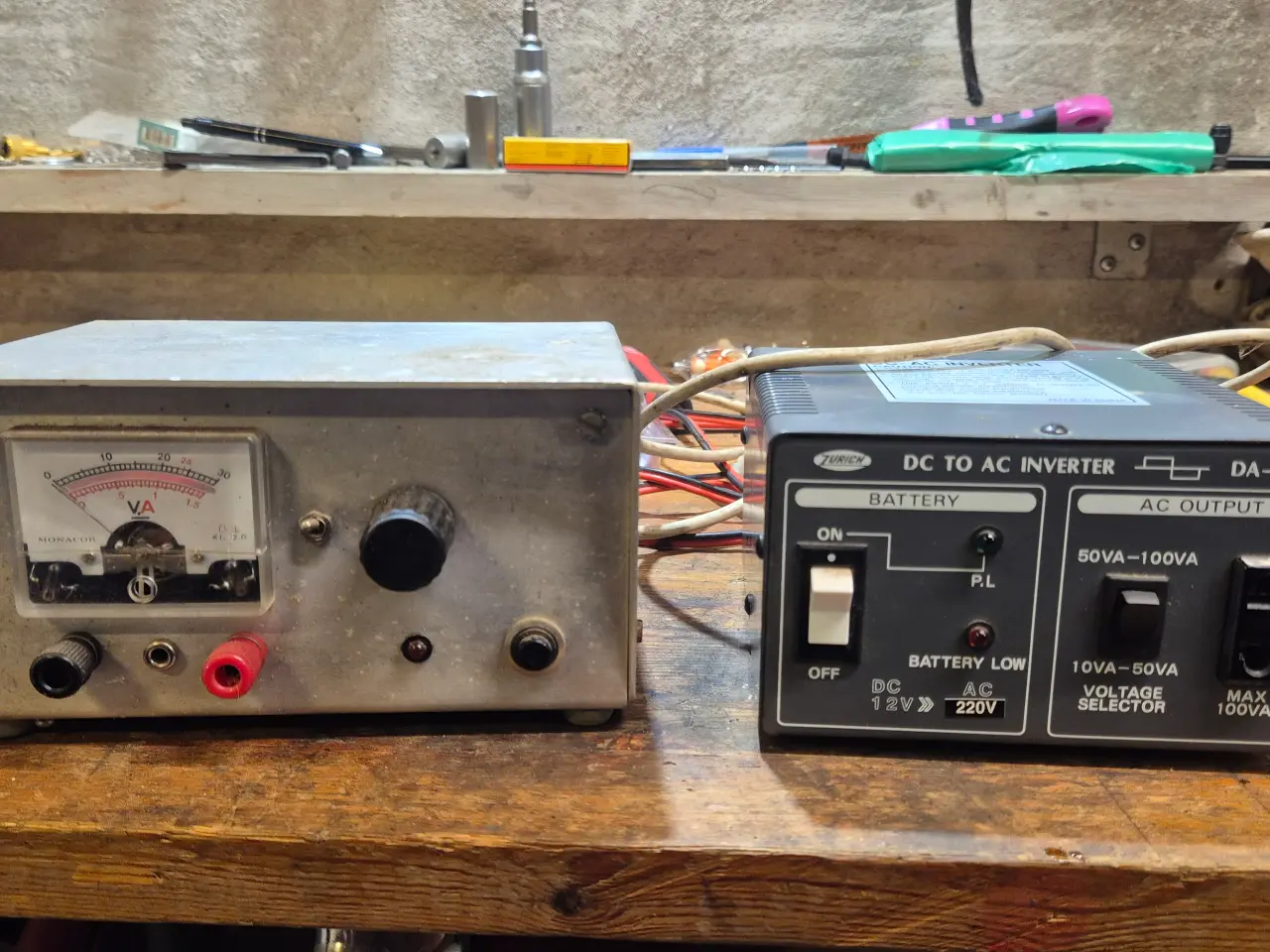 Billede 1 - Variabel AC-strømforsyning + DC-til-AC inverter