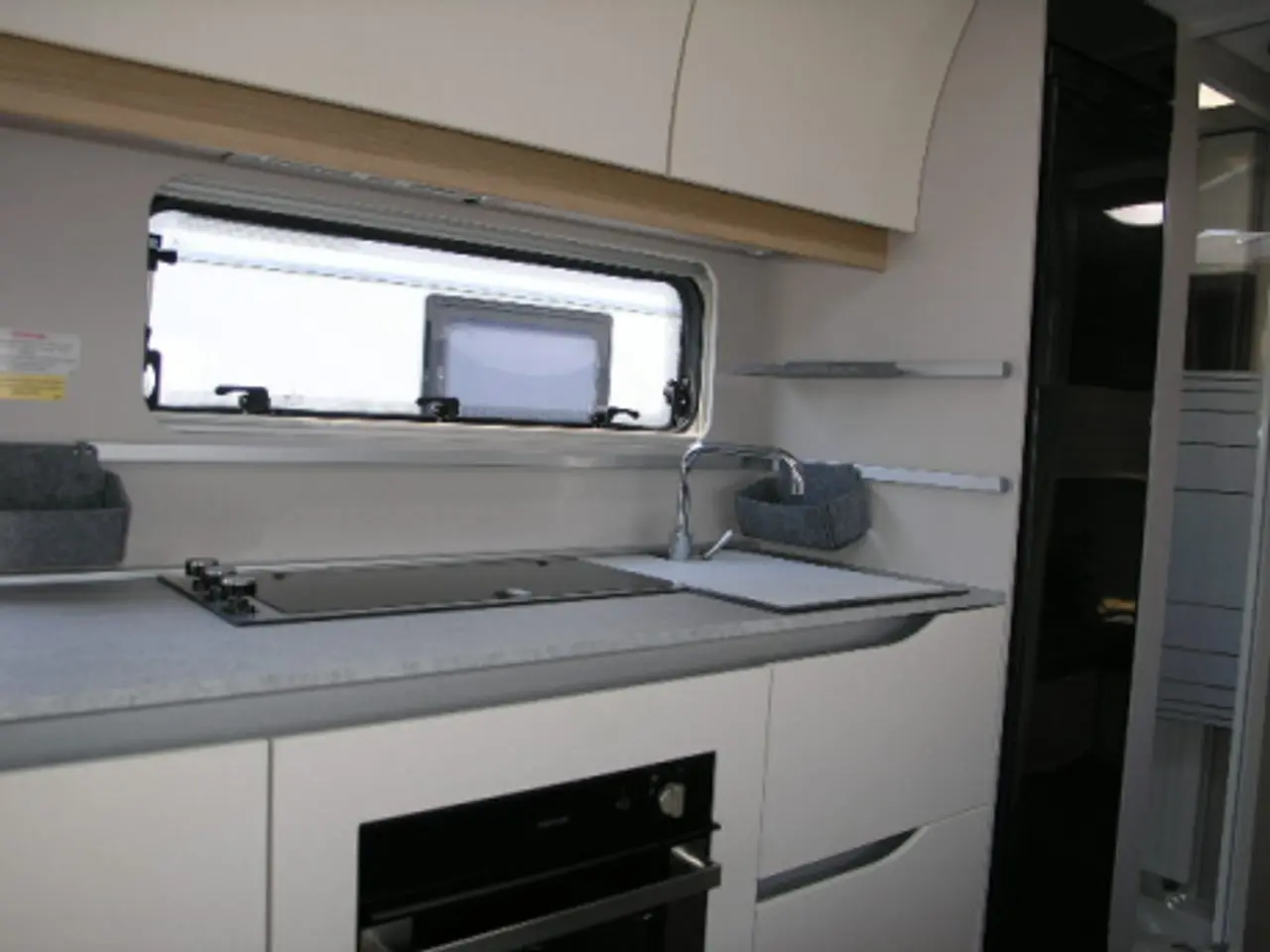 Billede 11 - Adria Adora 673 PK TWIN Alde