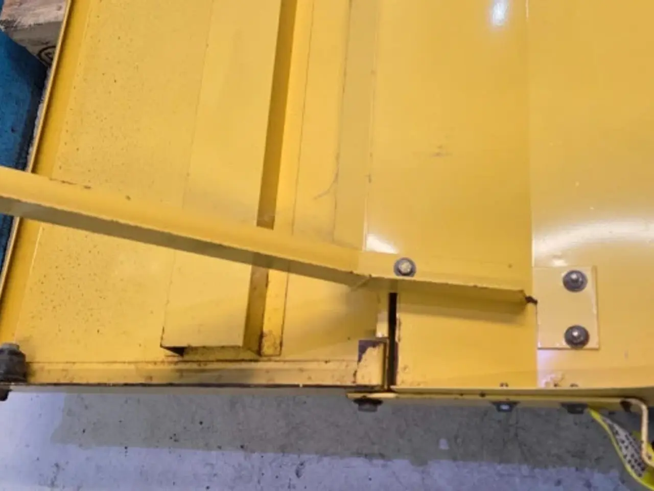 Billede 11 - New Holland TF44 Skærm 84001160