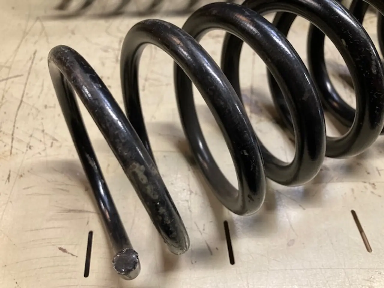 Billede 7 - Audi 100 C1 / C2 spiralfjedre