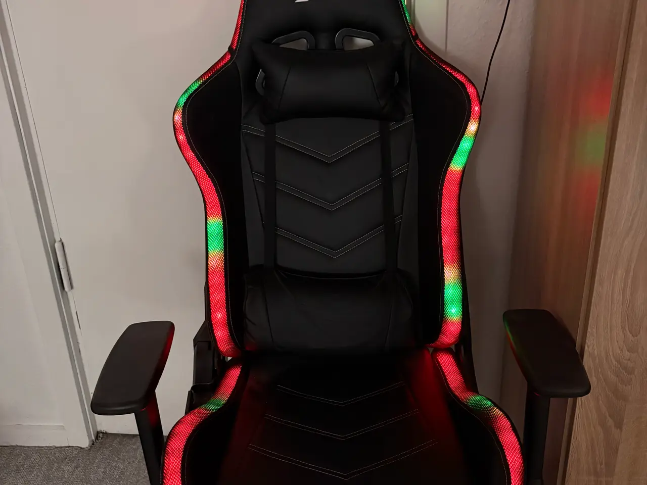 Billede 3 - Fed EXO RGB Major Gamingstol – med indbygget LED-l