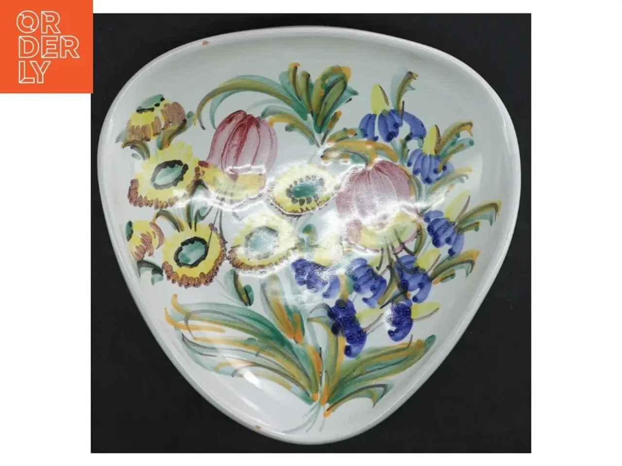 Billede 1 - Håndmalet keramik fad (str. 17,5 x 17,5 cm)
