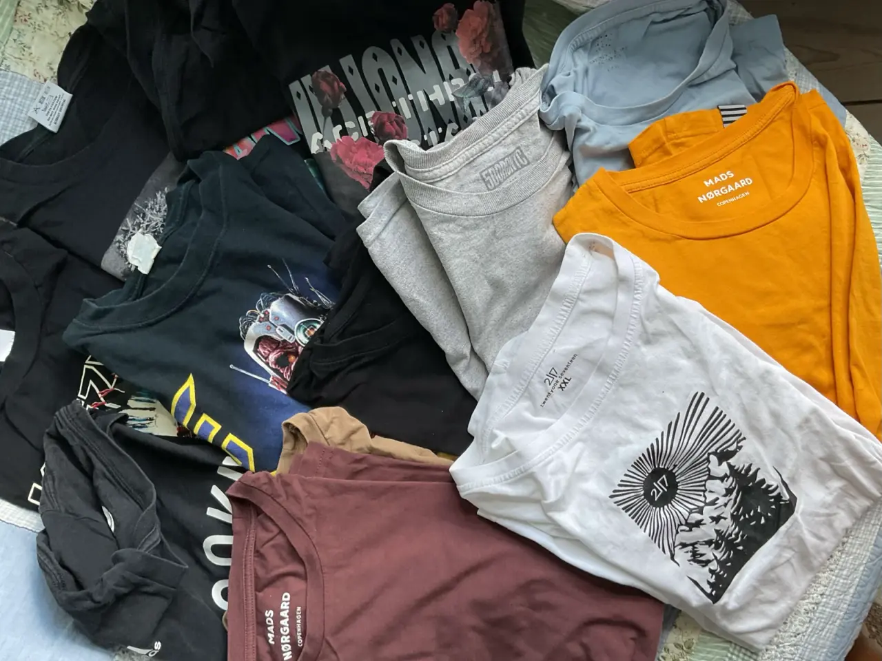 Billede 2 - “Ny” garderobe til ung dreng, mand og herre.
