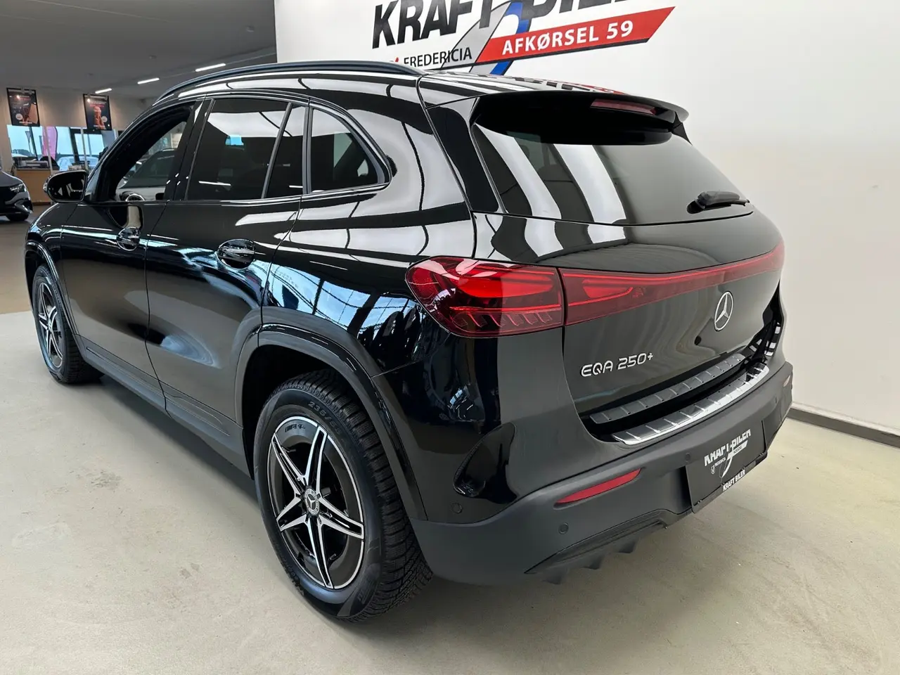 Billede 3 - Mercedes EQA250+  AMG Line