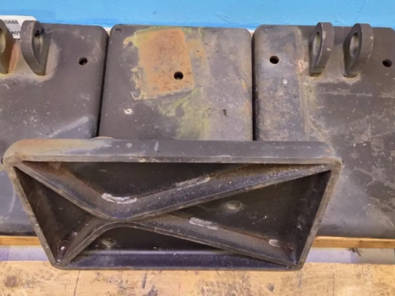 Billede 6 - New Holland B100B Bremseklods 87737015  4Stk
