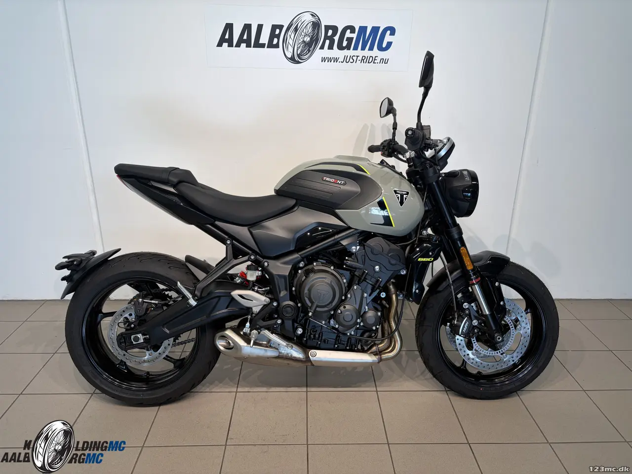 Billede 1 - Triumph Trident 660 Stone Gray