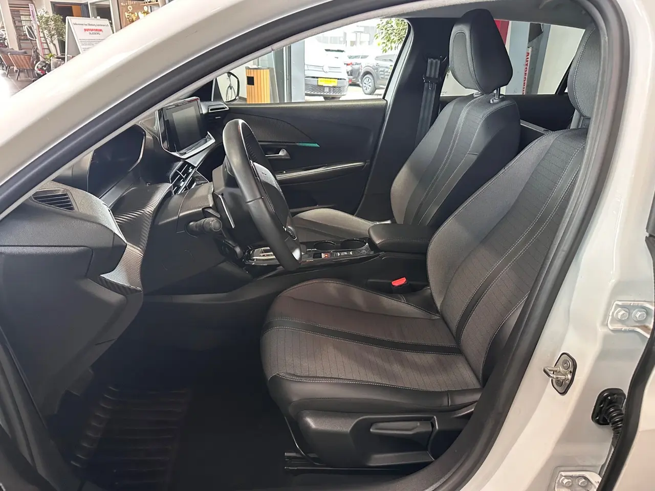 Billede 4 - Peugeot 208 1,2 PureTech 100 Allure EAT8 Van
