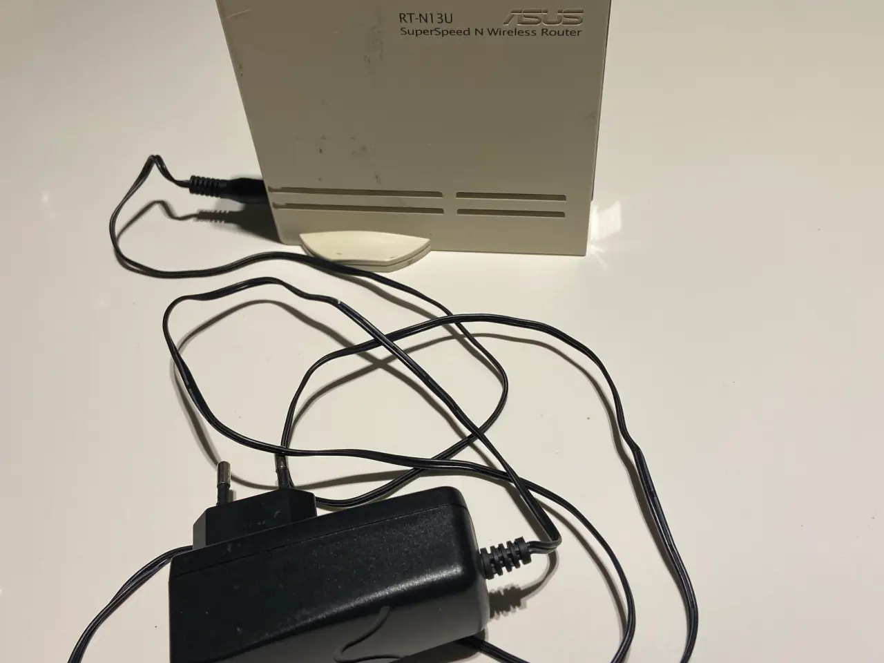 Billede 1 - Trådløs Asus Router RT-N1 3u