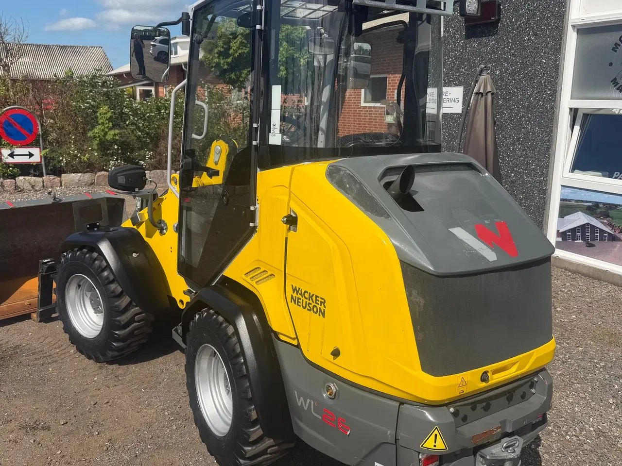 Billede 4 - Wacker Neuson WL28 LUKKET KABINE, SKOVL OG GAFLER, HYDRAULISK SKIFT