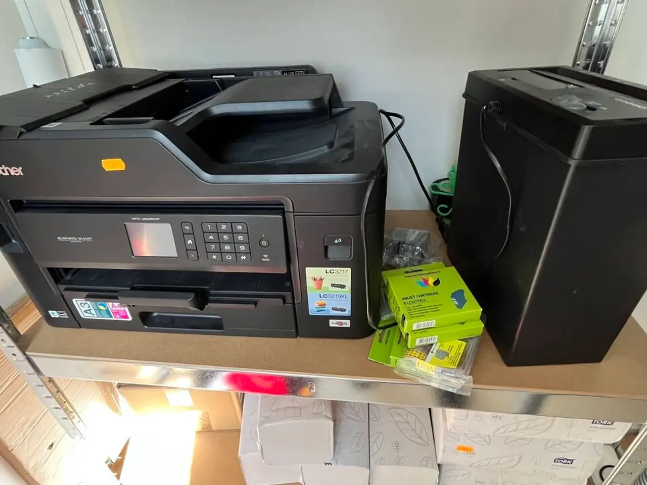 Billede 1 - Inkjet Printer BROTHER MFC - J5330DW + Makulator + Printerpatroner