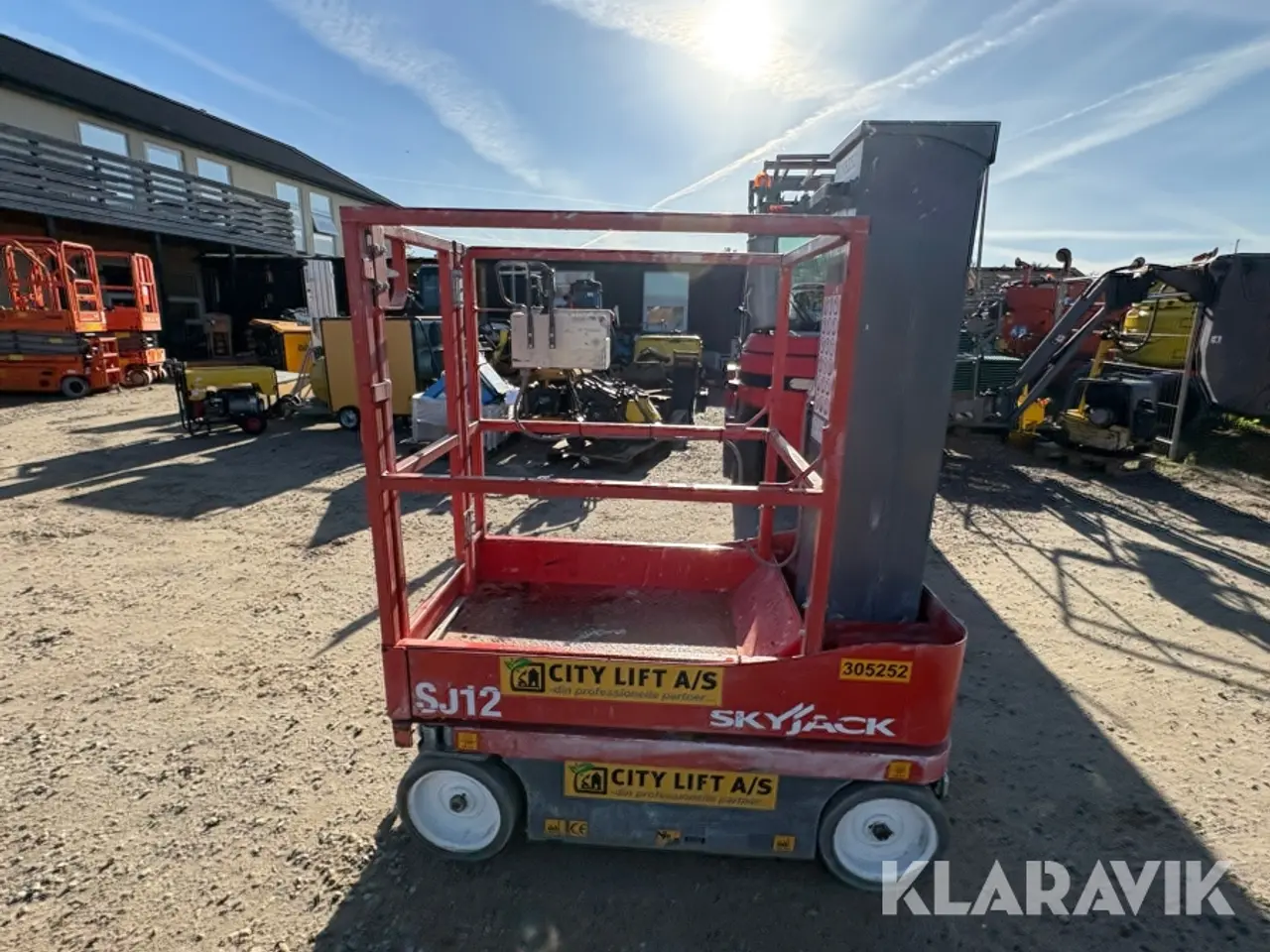 Billede 5 - Søjlelift SkyJack SJ12