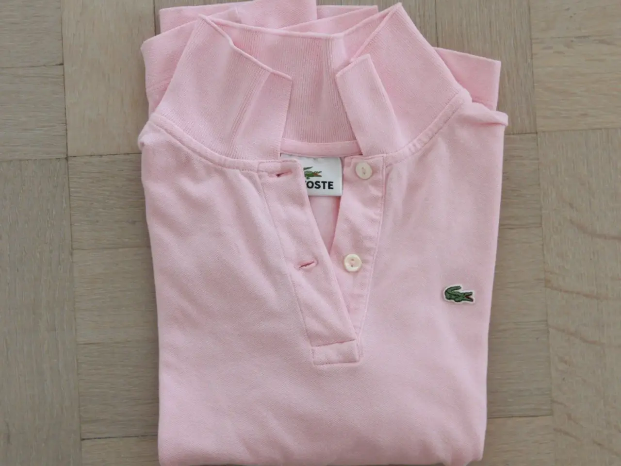 Billede 2 - LACOSTE t-shirt