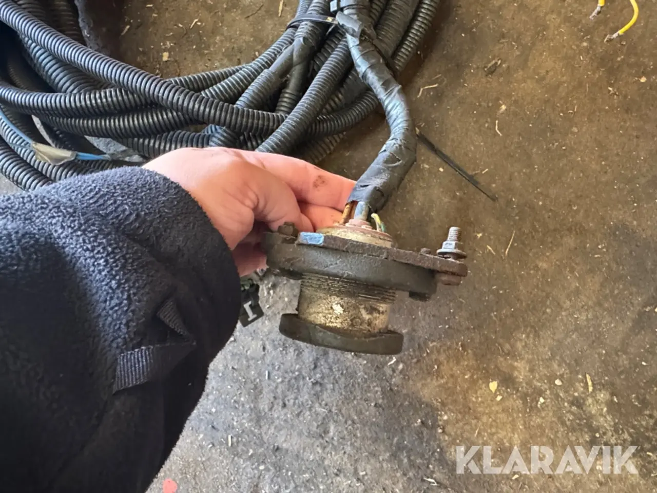 Billede 5 - Lift arme - ISO stik med kabel og presser