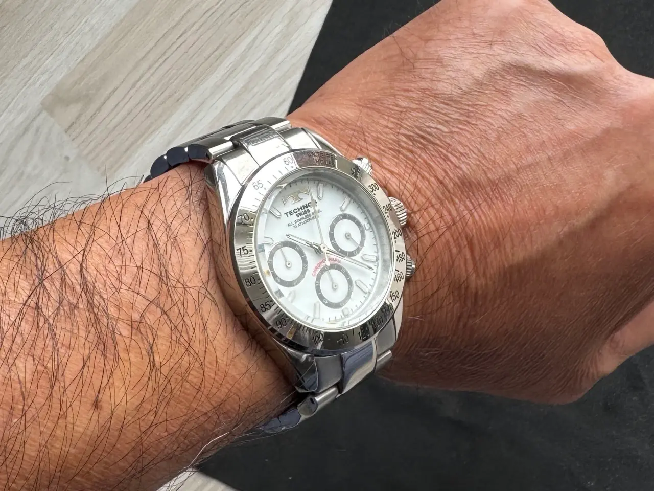 Billede 2 - Technos daytona panda urskive i flot stand .