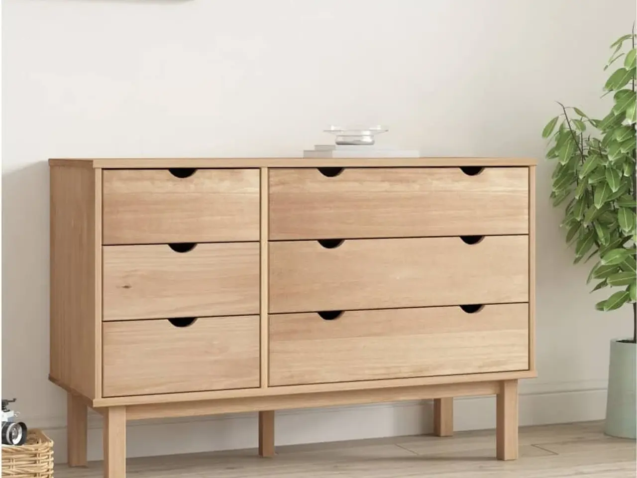 Billede 1 - Kommode OTTA 111 x 43 x 73,5 cm i massivt fyrretræ