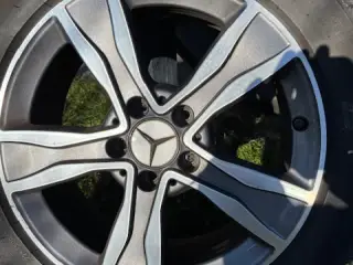 4 stk. Originale Mercedes fælge med vinterdæk
