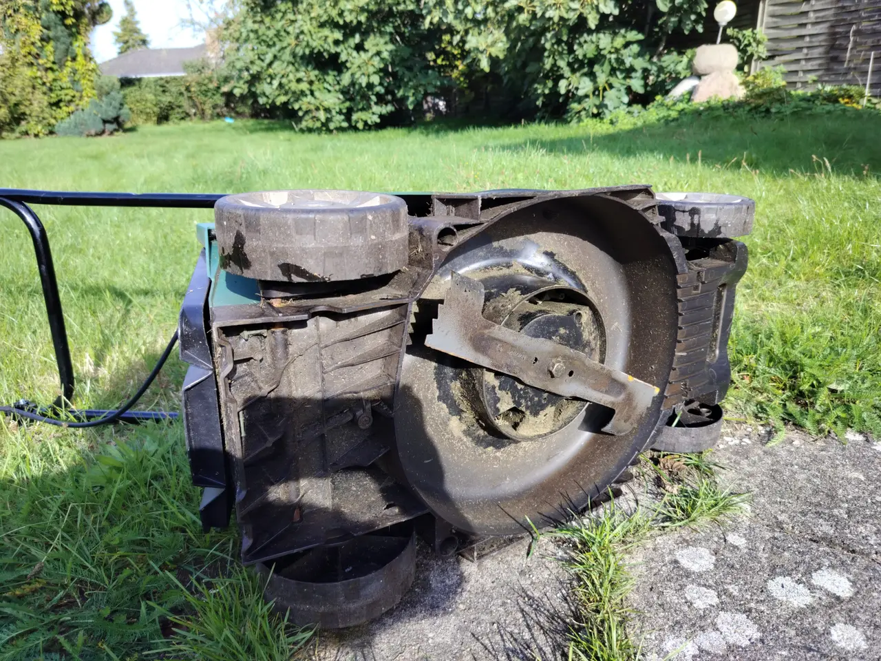 Billede 5 - Bosch batteri plæneklipper defekt mangler batteri