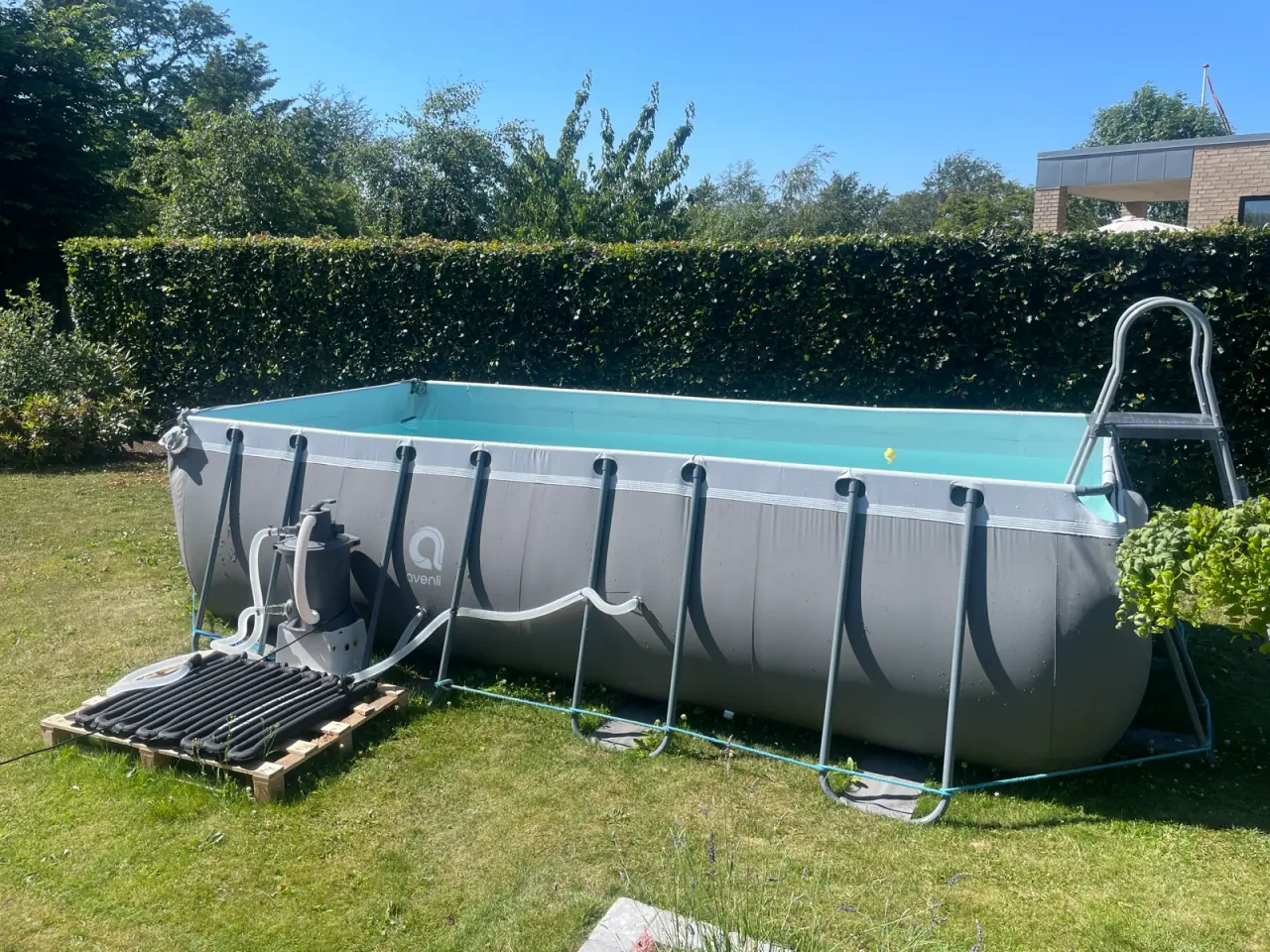 Billede 1 - Avenli 5x2,5x1,22 m pumpe, stige og solfanger
