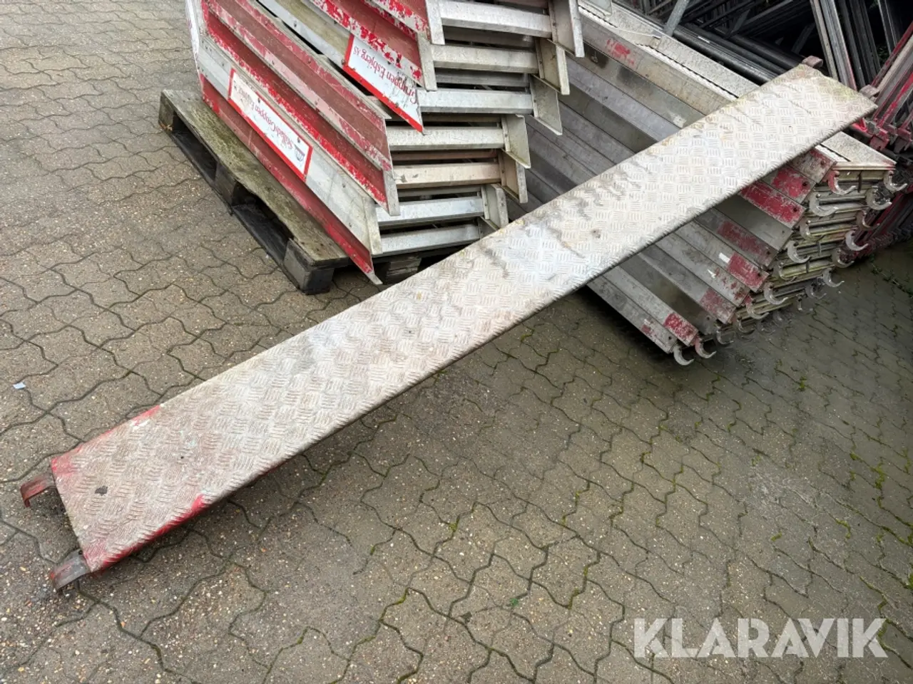 Billede 1 - Stilladsdæk, 2,5 meter, 50 styk, inkl. bure