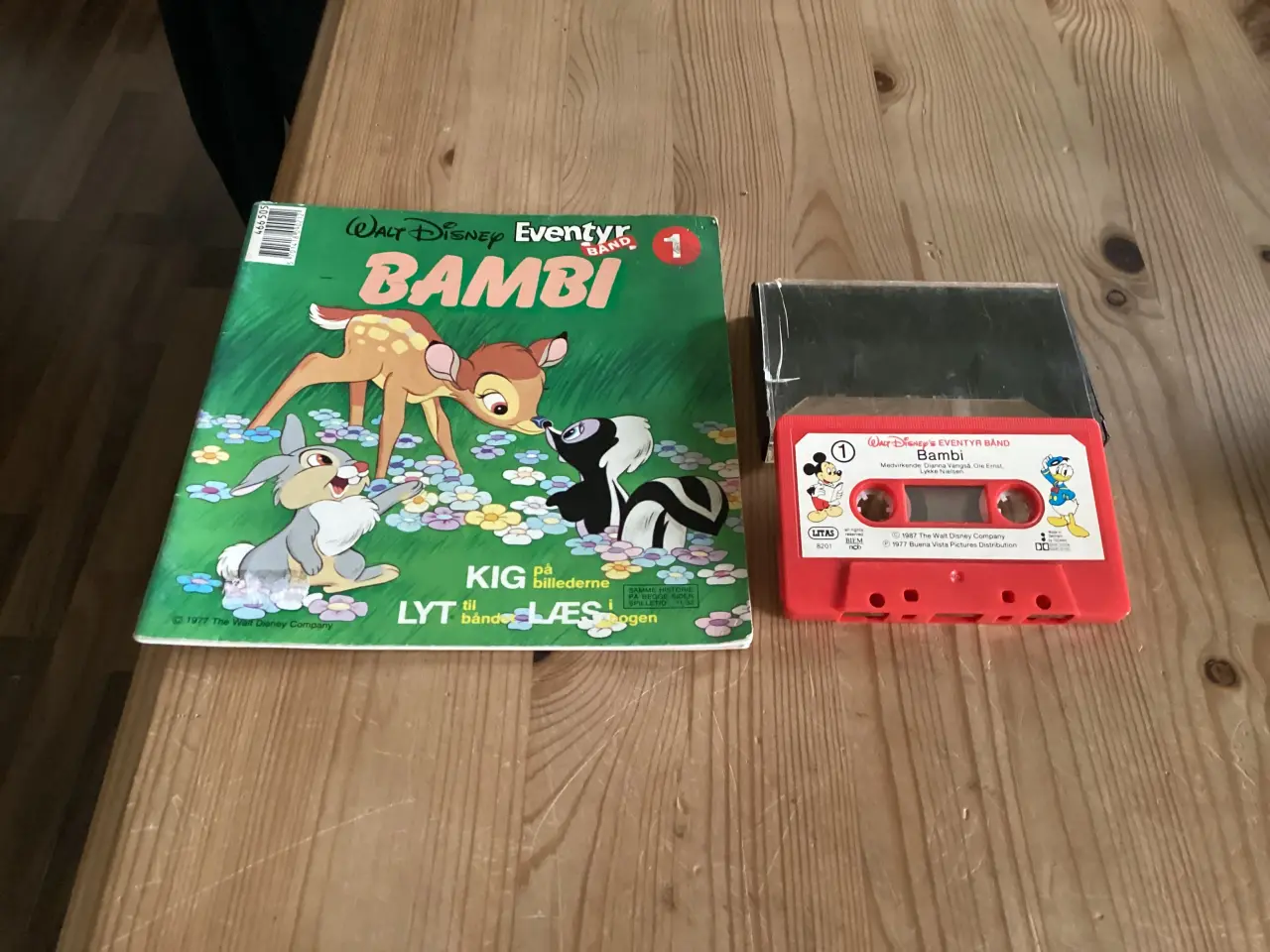 Billede 1 - Lyt og Læs. Bog og Bånd. 14 Stks.