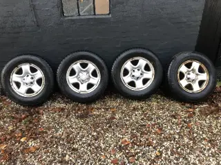 Fælg rav 4 215/70r16