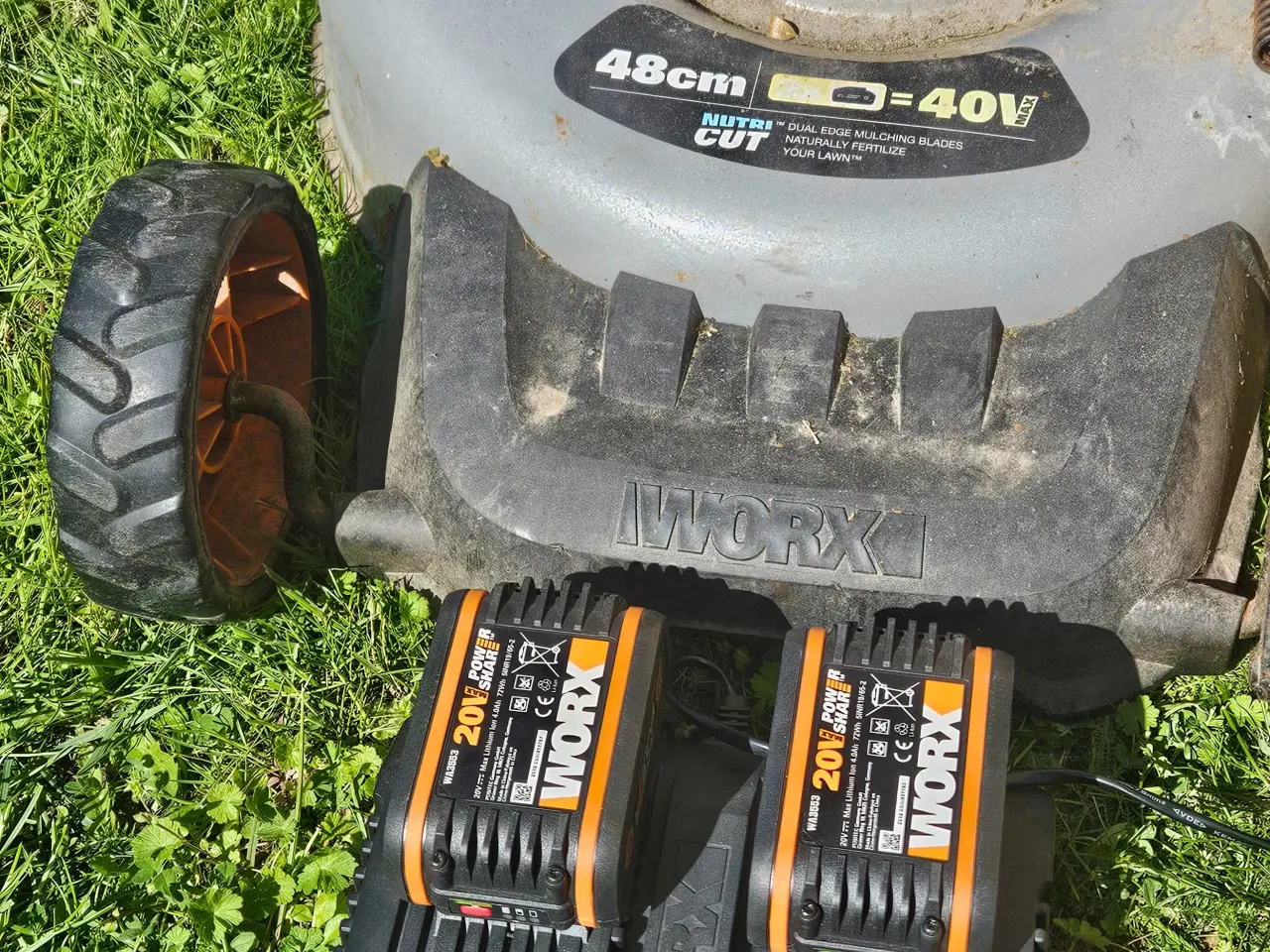 Billede 3 - Plæneklipper og trimmer 