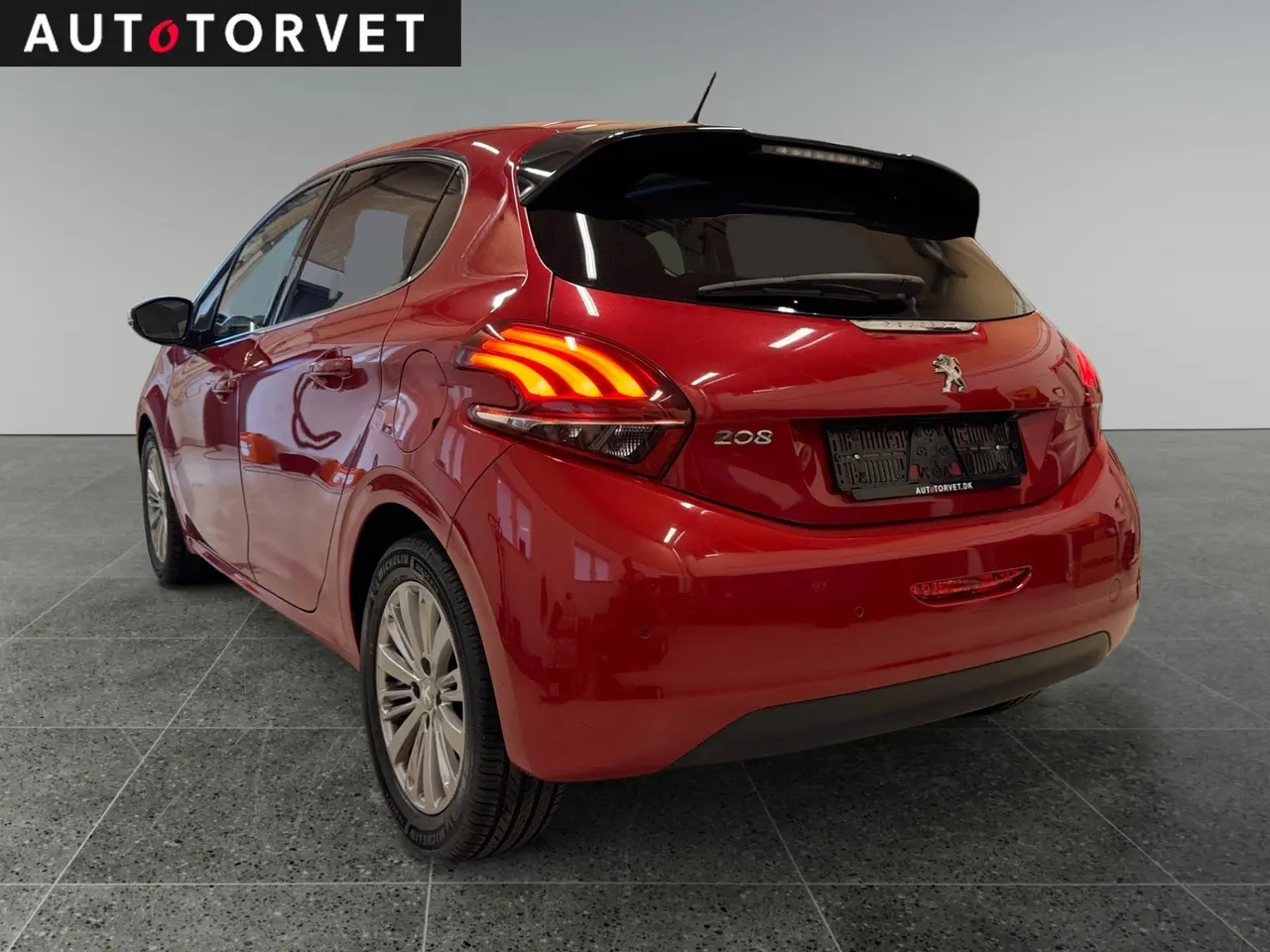 Billede 3 - Peugeot 208 1,6 BlueHDi 100 Allure Sky