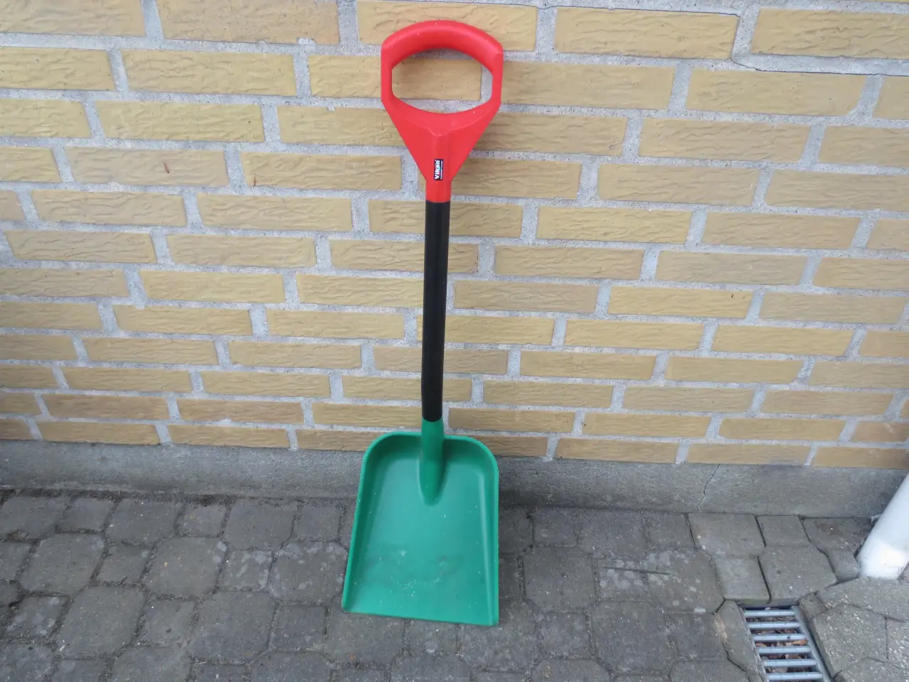 Billede 1 - 1 stk Vikan Plast Sneskovl
